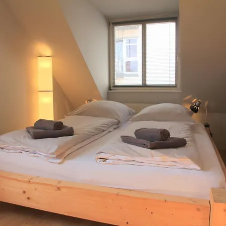 Ruhige Gemuetliche 2z-whg In S-west Stuttgart