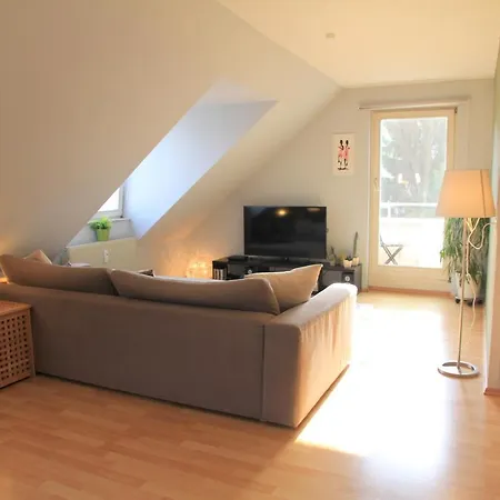 Ruhige Gemuetliche 2z-whg In S-west * Stuttgart