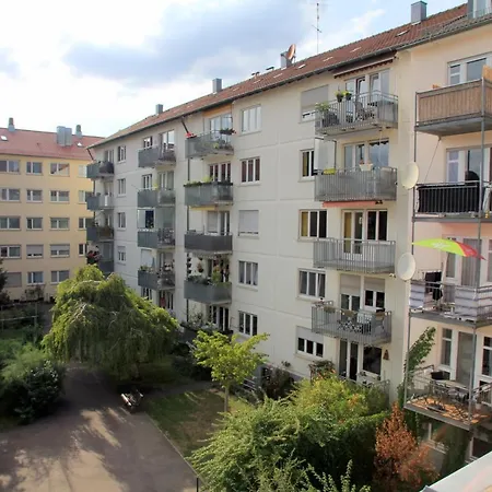 Ruhige Gemütliche 2z-whg In S-west