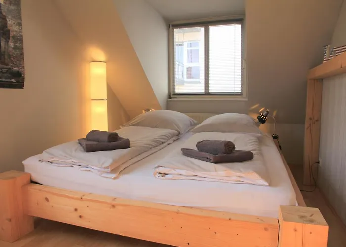 Ruhige Gemütliche 2z-whg In S-west Stuttgart