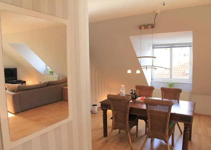 Apartment Ruhige Gemütliche 2z-whg In S-west *