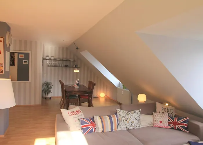 Ruhige Gemütliche 2z-whg In S-west Stuttgart