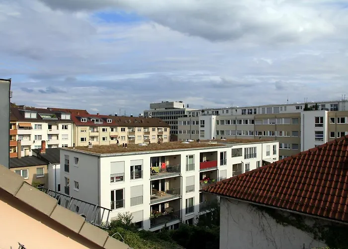 Apartment Ruhige Gemütliche 2z-whg In S-west *